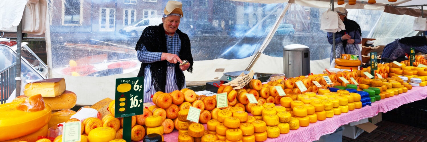 Käsestand am Markt in Holland