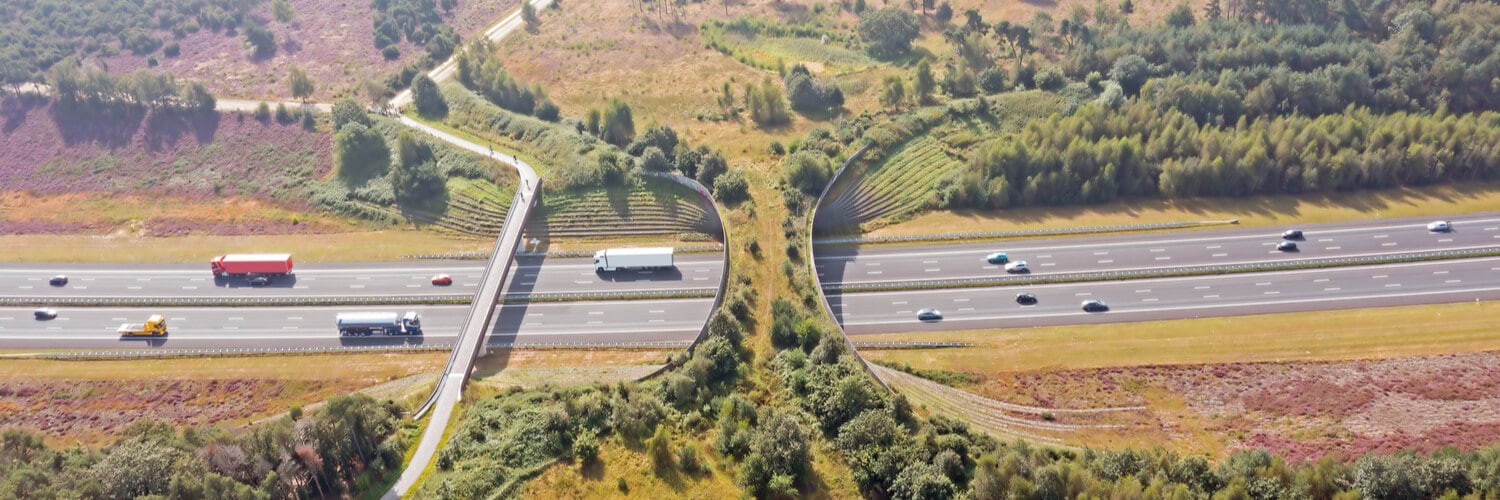 Autobahn in Holland in Vogelperspektive